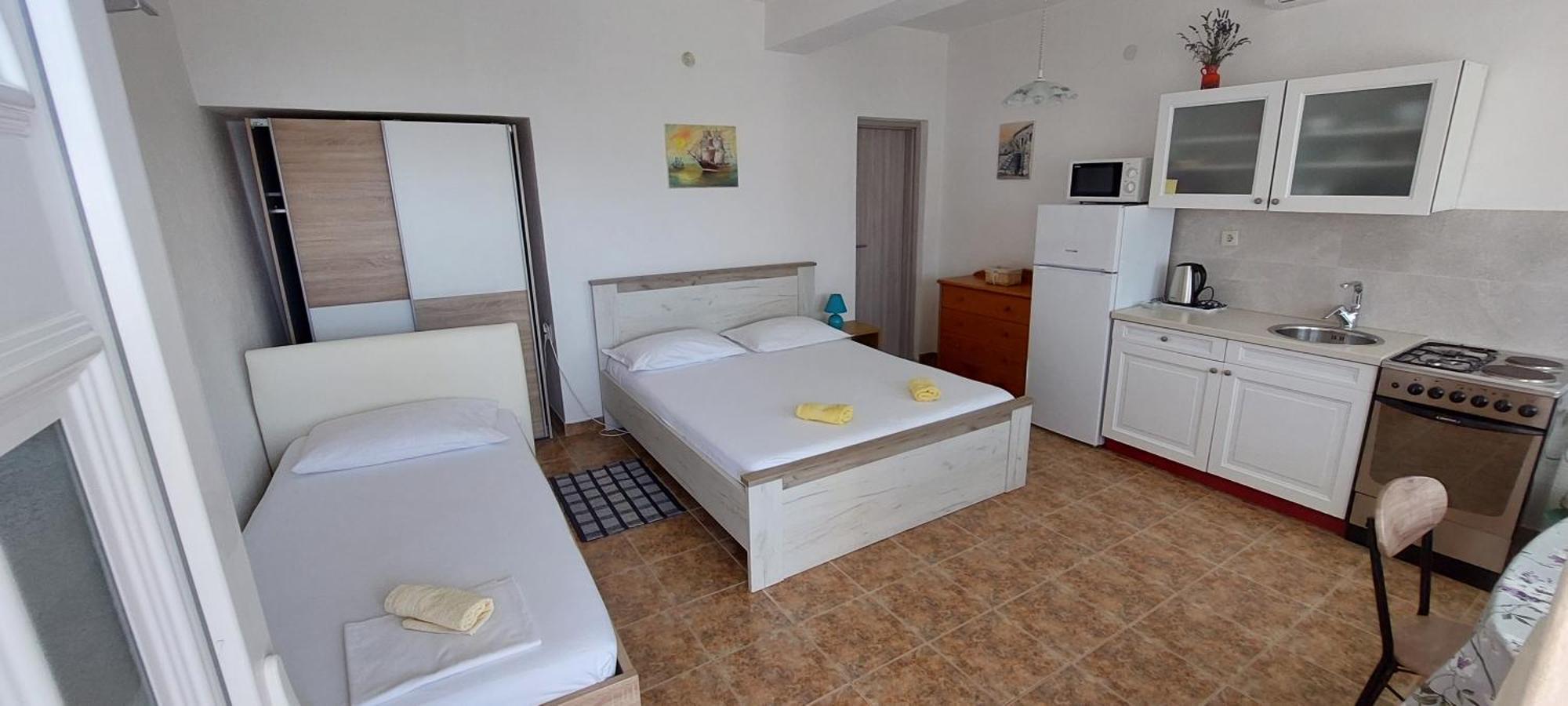 Apartments Dana Omiš Chambre photo