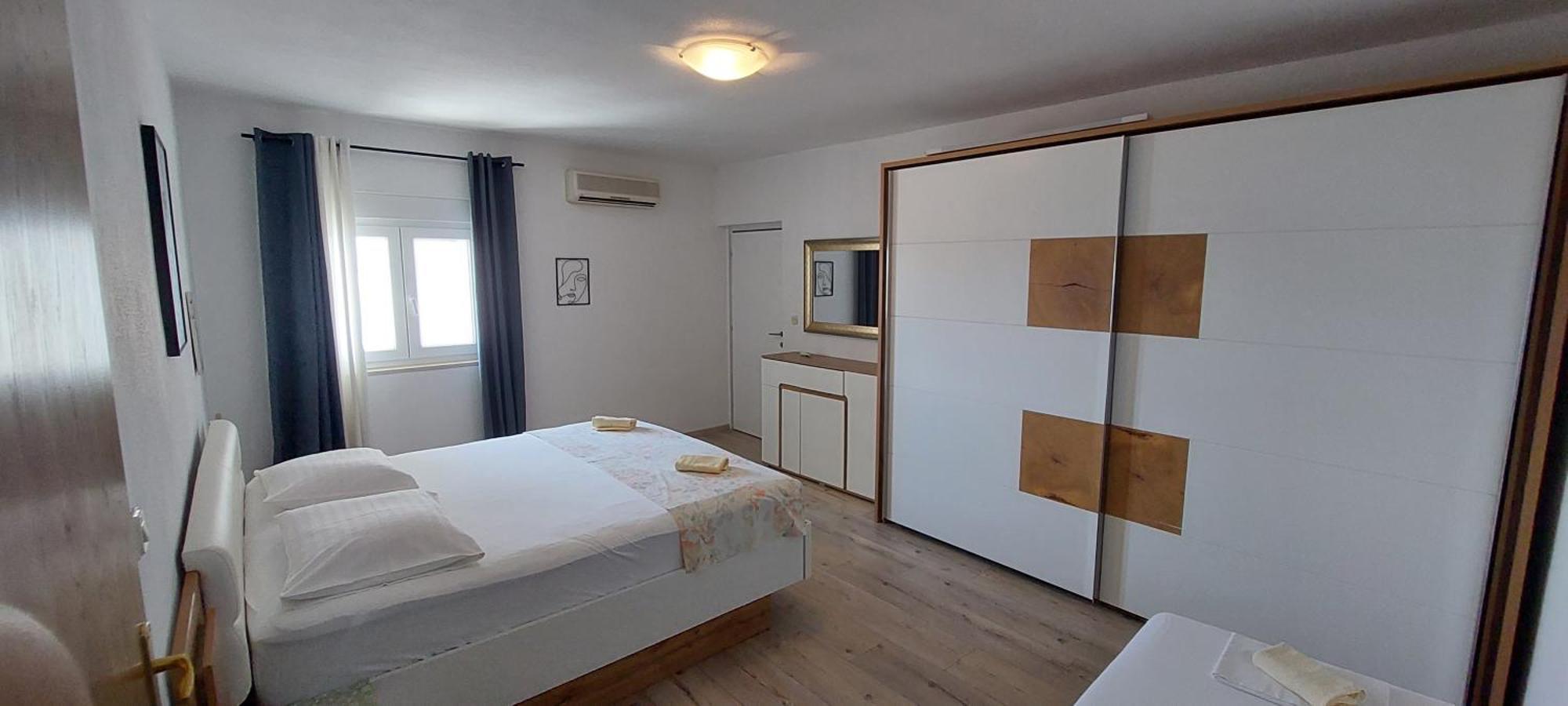 Apartments Dana Omiš Chambre photo